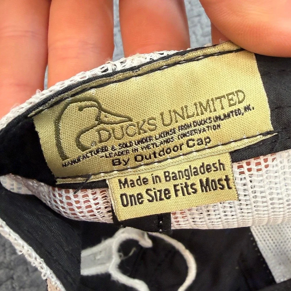 Ducks Unlimited Outdoor Cap Trucker Hat Navy Blue White Mesh Adjustable 0867